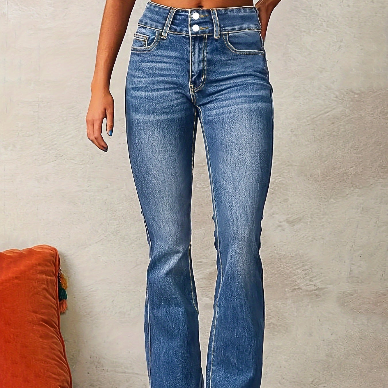 Geovari | High-Waisted Flared Jeans