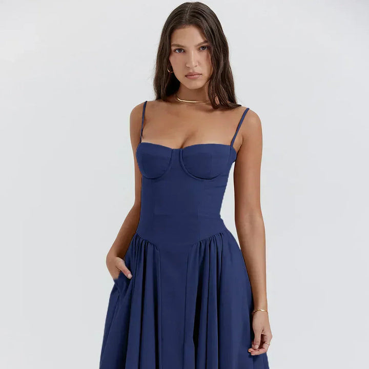 Geovari | Crisp Structured Dress