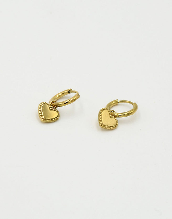 Geovari | Vintage Heart-Shaped Gold-Coloured Earrings
