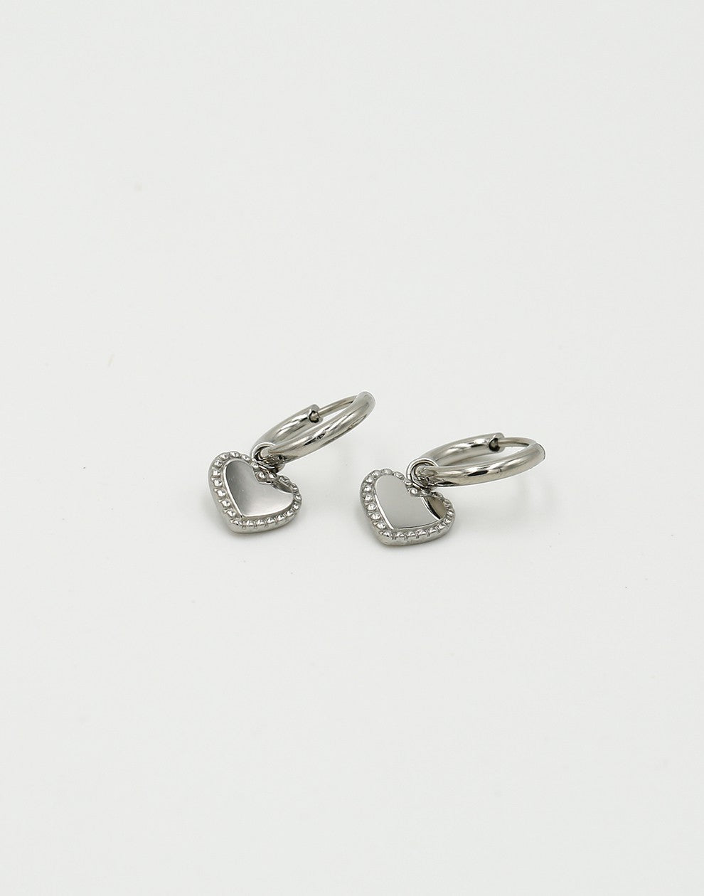 Geovari | Vintage Heart-Shaped Silver-Toned Earrings