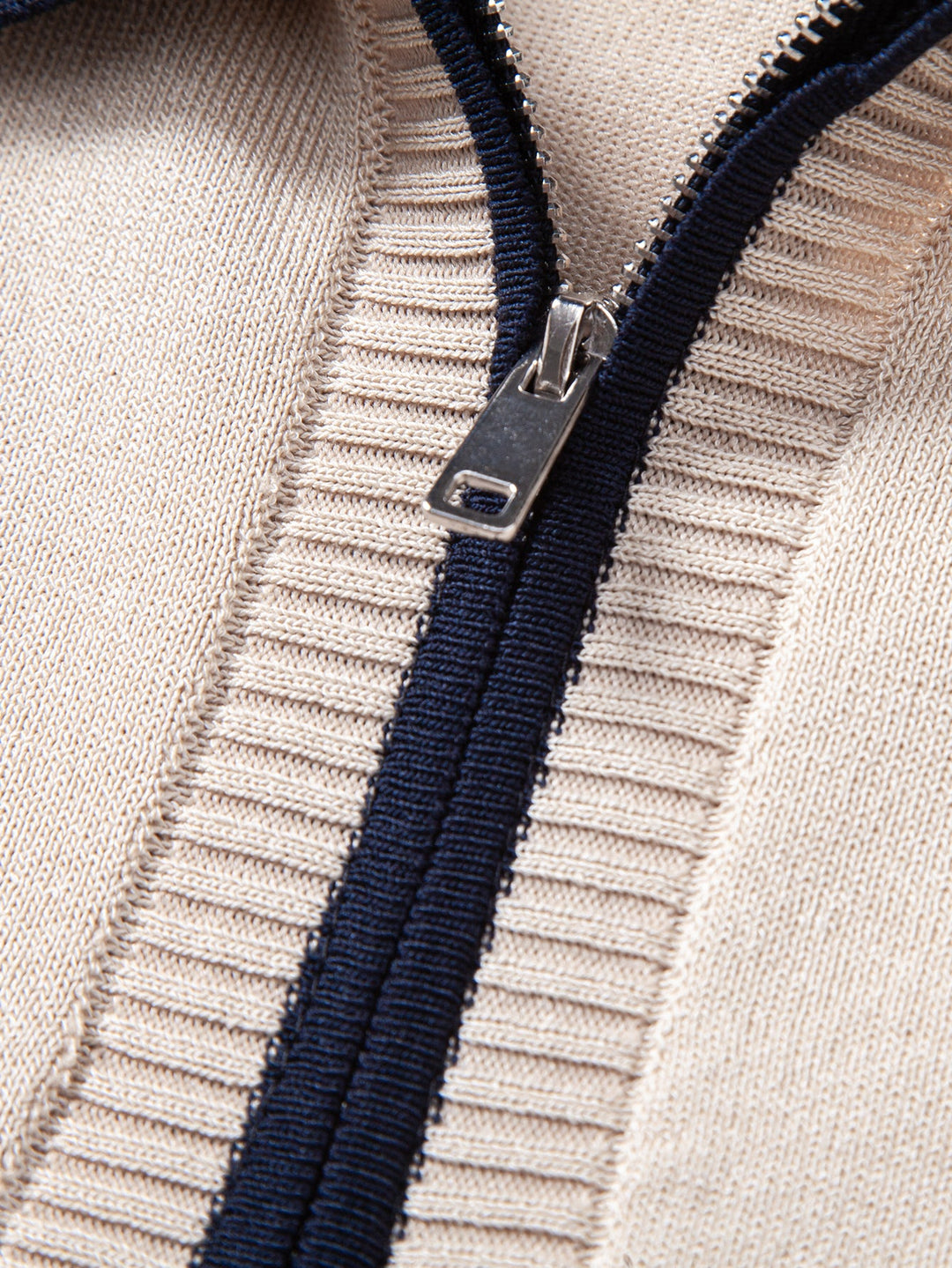 Geovari | Contrast Trim Zip Polo & Slim Tapered Trousers