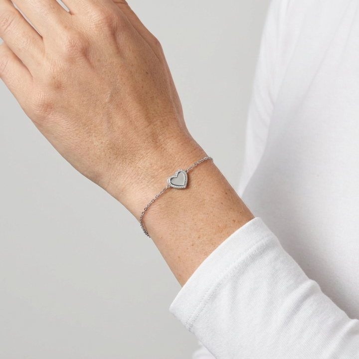 Geovari | Vintage Silver-Tone Heart Bracelet